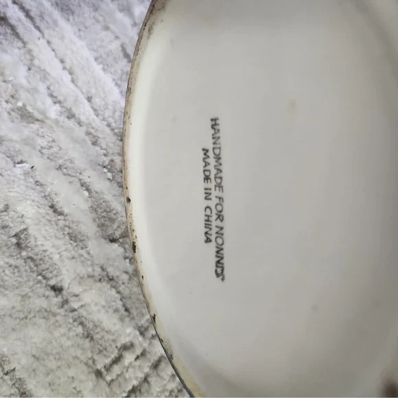 Nonni's Biscotti Cookie Jar Crackled Look Yellow Lemons and Varigated Leaves - Picture 5 of 5